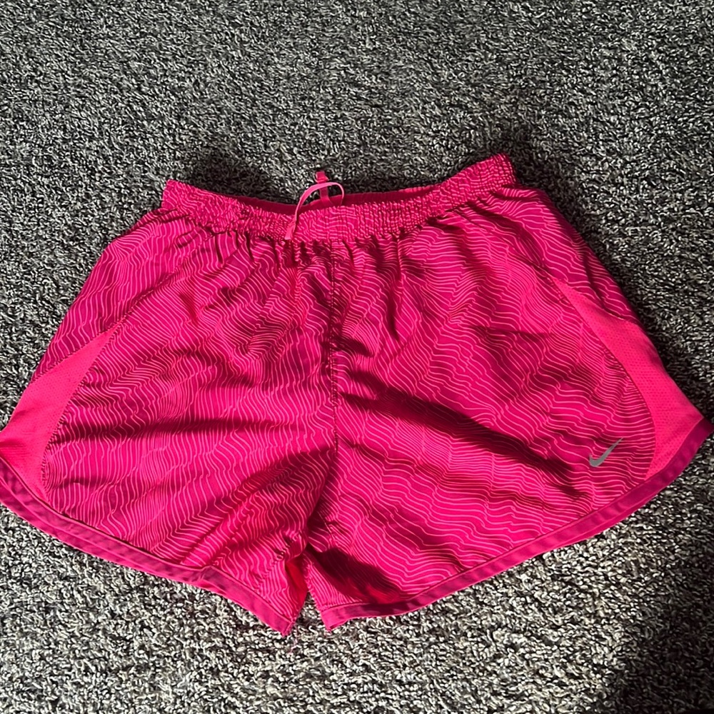 Nike pink wave athletic lined shorts - girls XL or woman’s XS